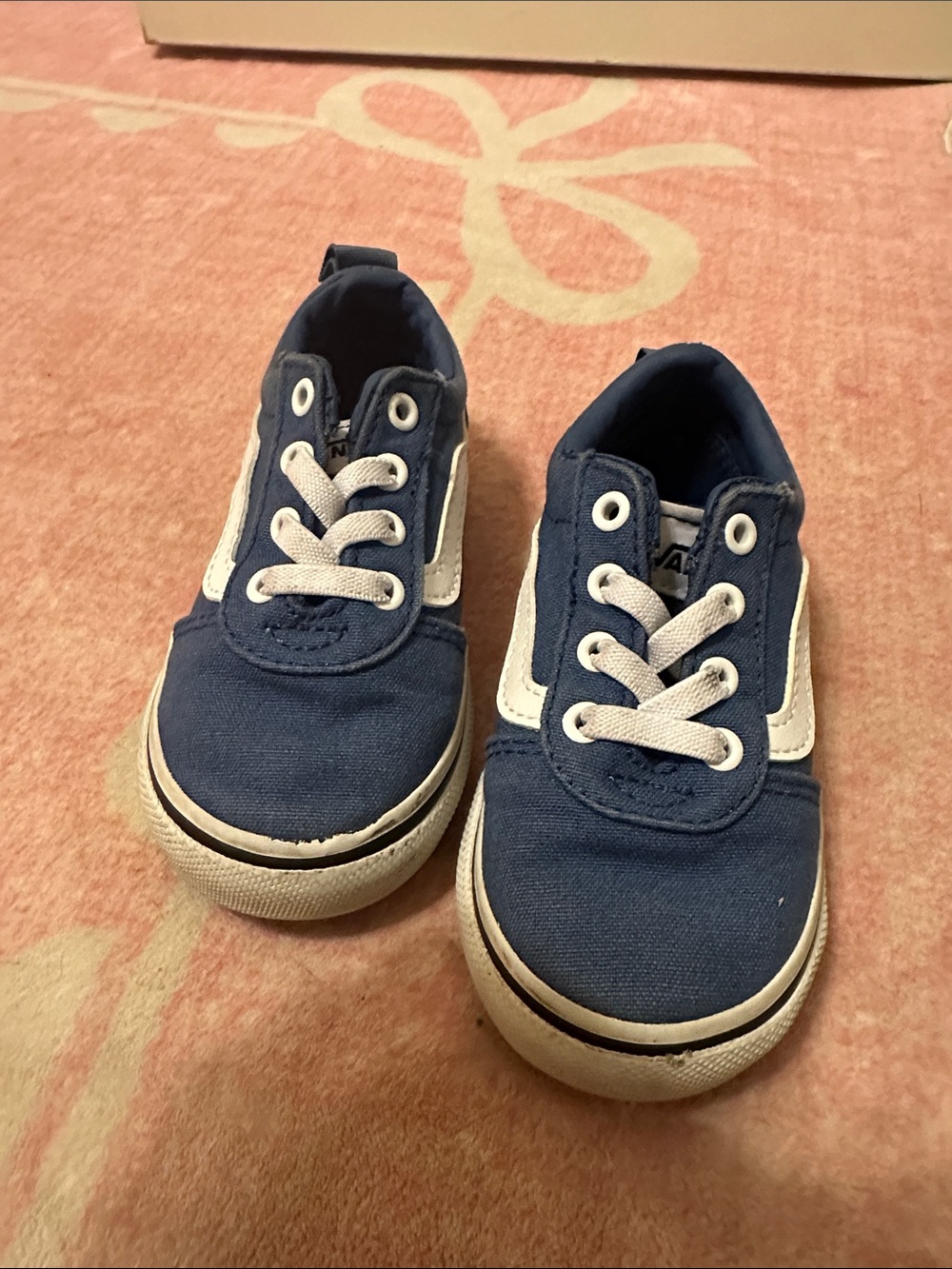 Vans Kids Blue Canvas Low-Top Sneakers with White Stripe